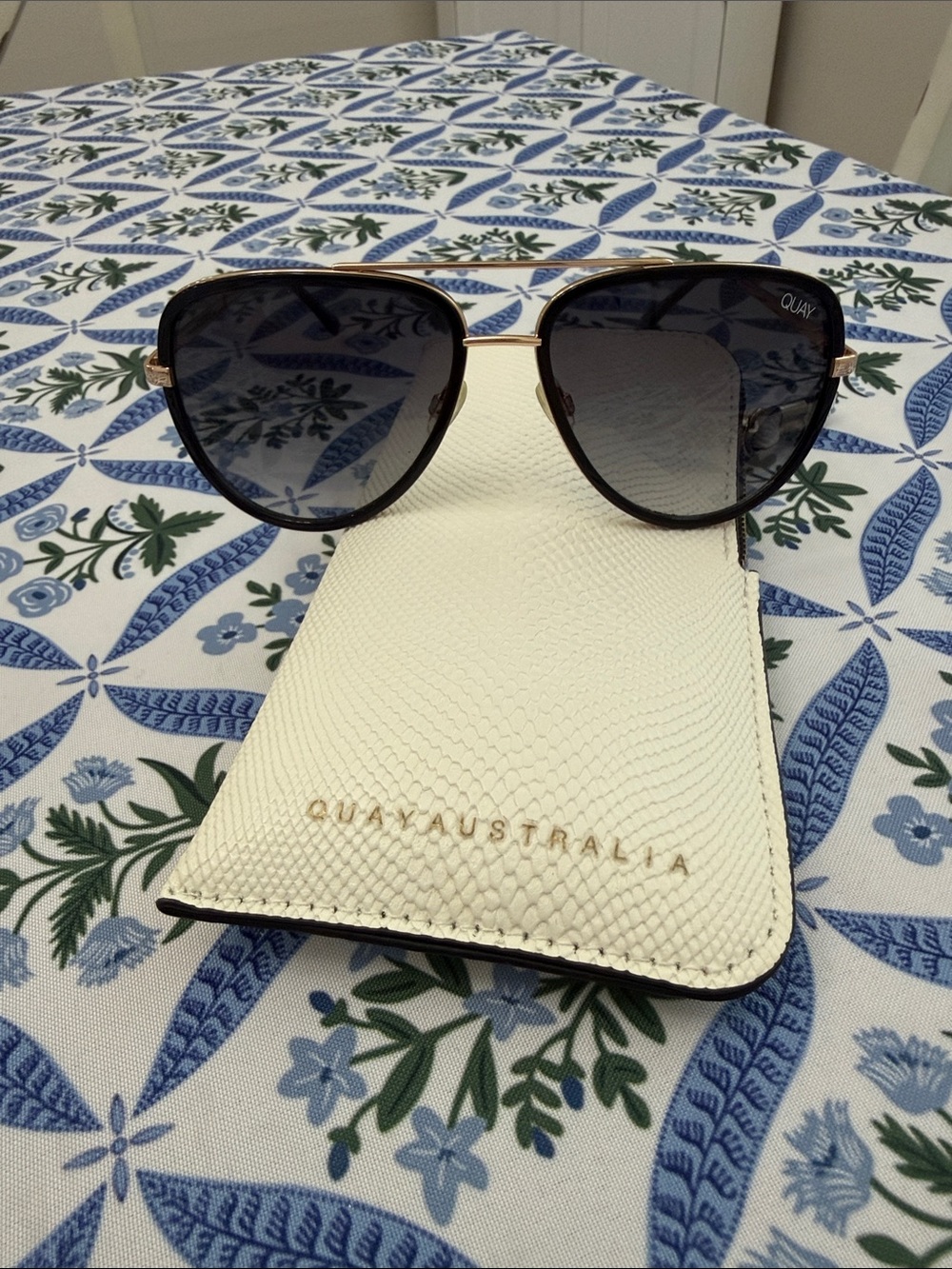 Quay Australia Black and Gold Gradient Aviator Sunglasses